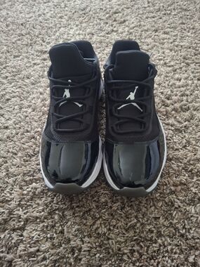 Jordan Men's Black and White Low-Top Athletic Sneakers